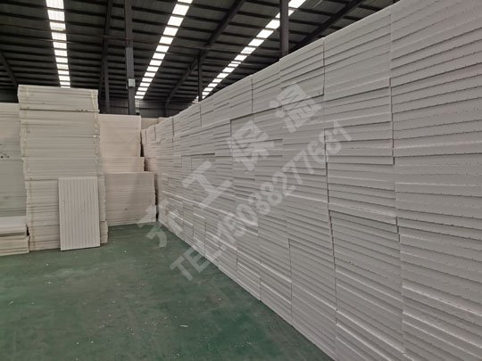 擠塑板倉儲(chǔ)區(qū)